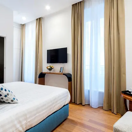 Nocleg ze śniadaniem 900 Piazza Del Popolo 4*