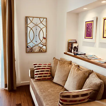 900 Piazza Del Popolo Rzym