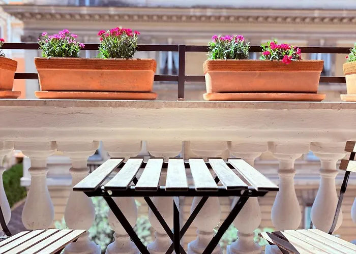 900 Piazza Del Popolo 4*