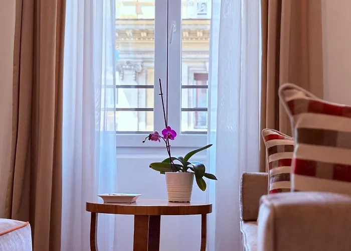 900 Piazza Del Popolo Bed and breakfast 4*