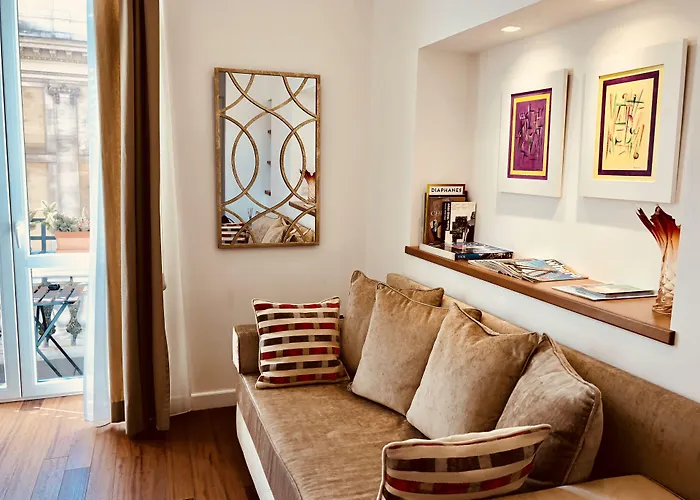 900 Piazza Del Popolo Roma