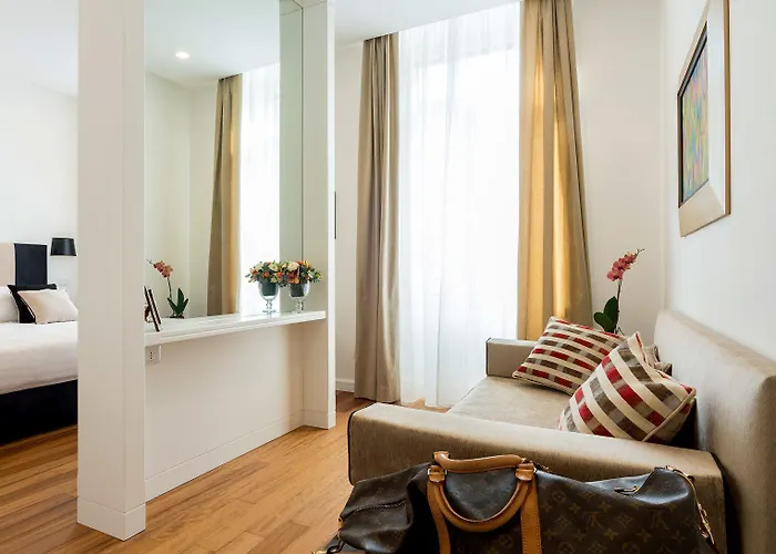 900 Piazza Del Popolo Roma