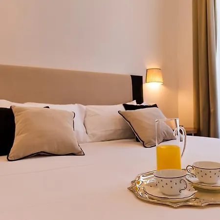 900 Piazza Del Popolo Bed & Breakfast Řím
